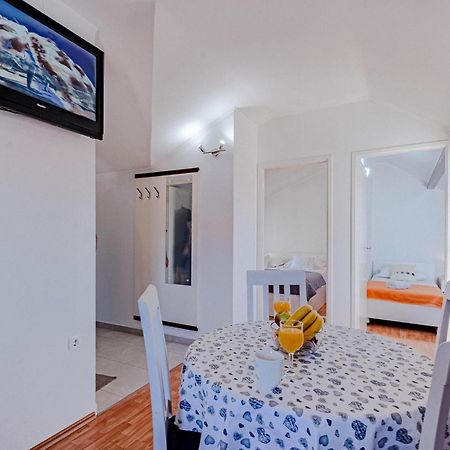 Beautiful Apartment In Vela Luka With Wifi Экстерьер фото