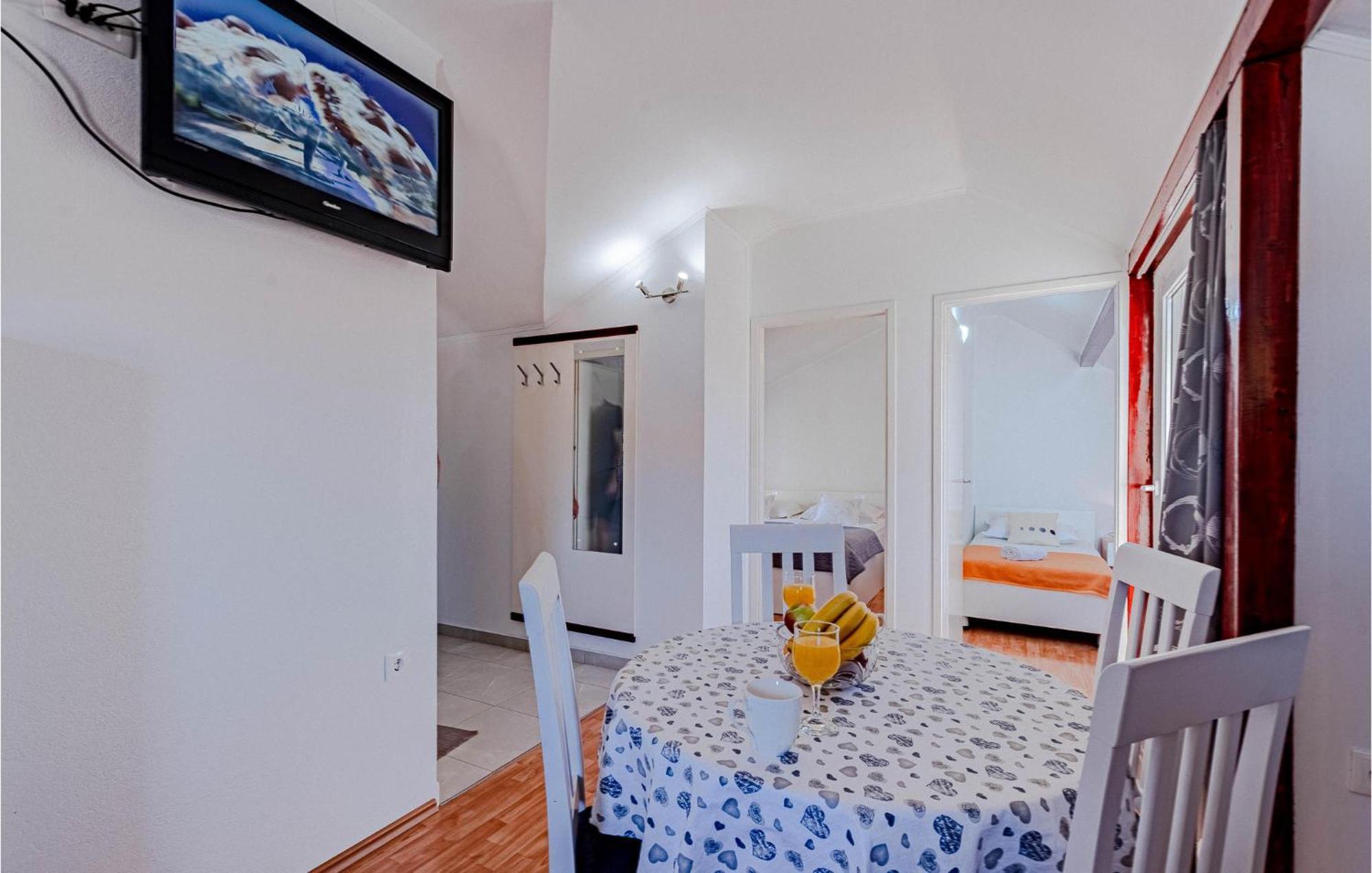 Beautiful Apartment In Vela Luka With Wifi Экстерьер фото